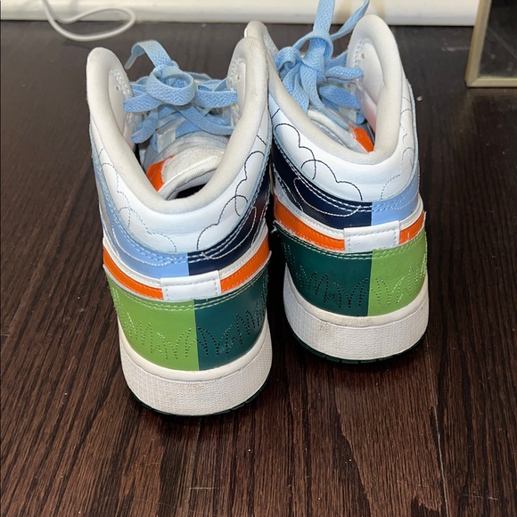 Nike White and Blue Sneakers with Orange Swoosh - Picture 5 of 6